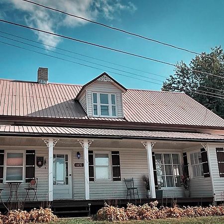 Вілла Chalet Centenaire Mauricie Saint Roch de Mekinac Екстер'єр фото