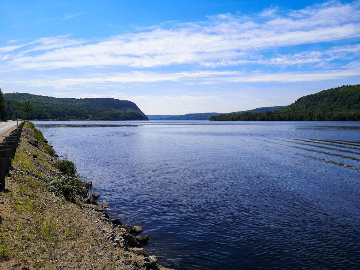 Вілла Chalet Centenaire Mauricie Saint Roch de Mekinac Екстер'єр фото