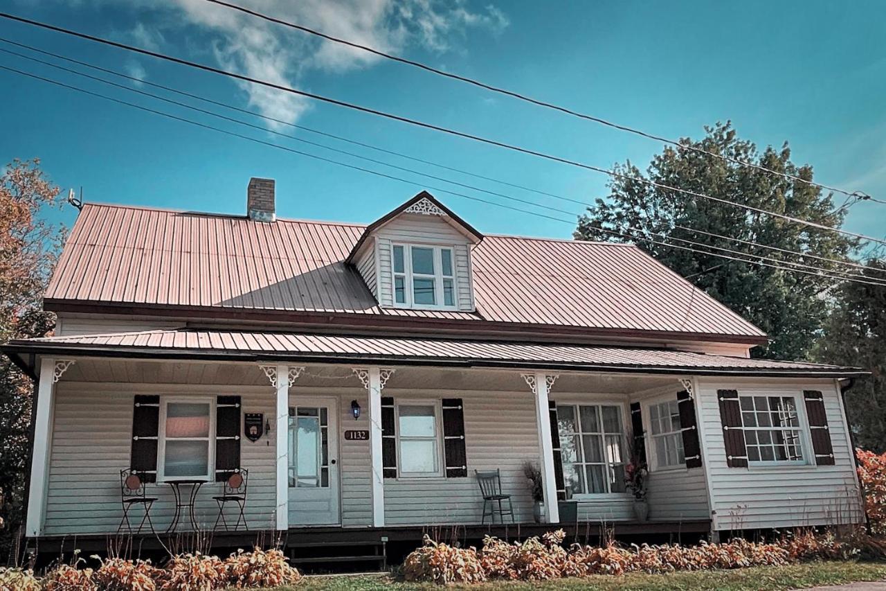 Вілла Chalet Centenaire Mauricie Saint Roch de Mekinac Екстер'єр фото