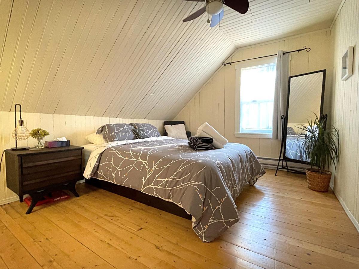 Вілла Chalet Centenaire Mauricie Saint Roch de Mekinac Екстер'єр фото